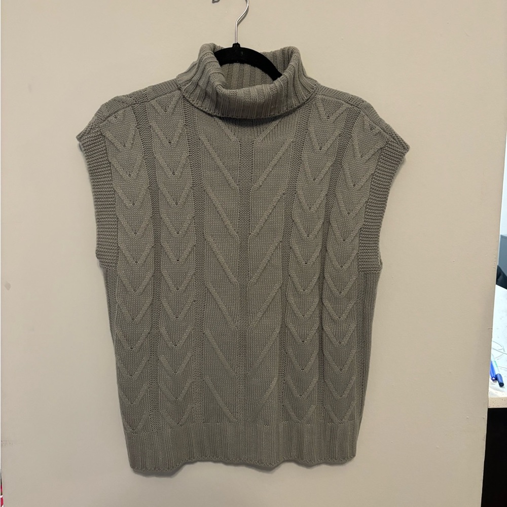 Love this for work or to even style casually on a chilly day!